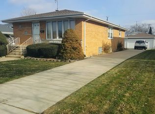 11025 S Kenneth Ave, Oak Lawn, IL 60453