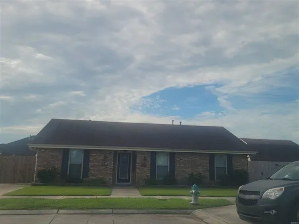 2021 Fable St, Meraux, LA 70075