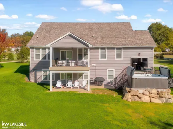 6695 West St, Caseville, MI 48725