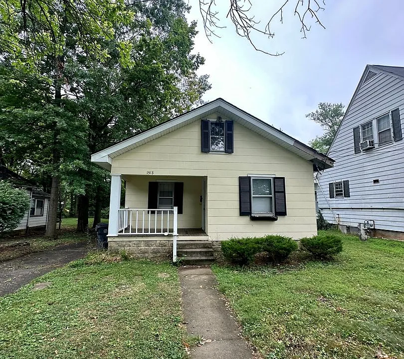 1513 Elizabeth St