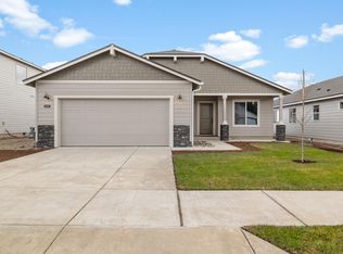 1079 NW Varnish Ln #65, Redmond, OR 97756