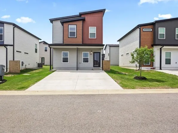 1061 Kentucky Ave, Bentonville, AR 72713