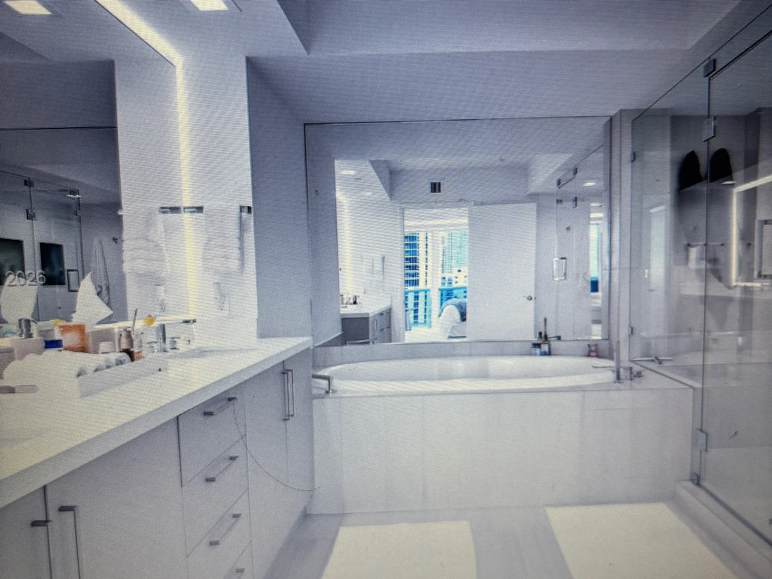 3 bed, 2065 sqft, $18,500 — Photo 2