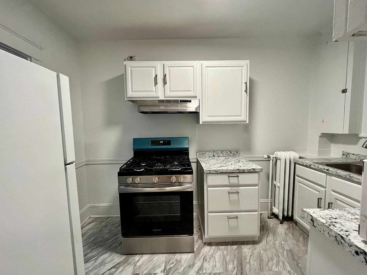 3 bed, $2,740 — Photo 3