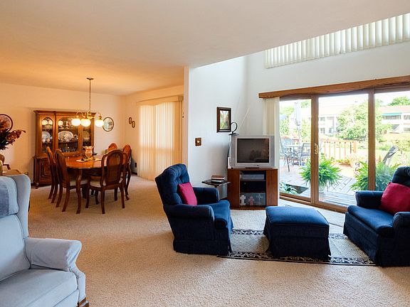 4th image of 406 Bienterra Trl #2