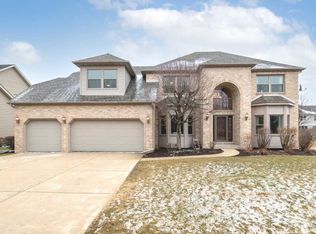 3016 Kingbird Ct, Naperville, IL 60564