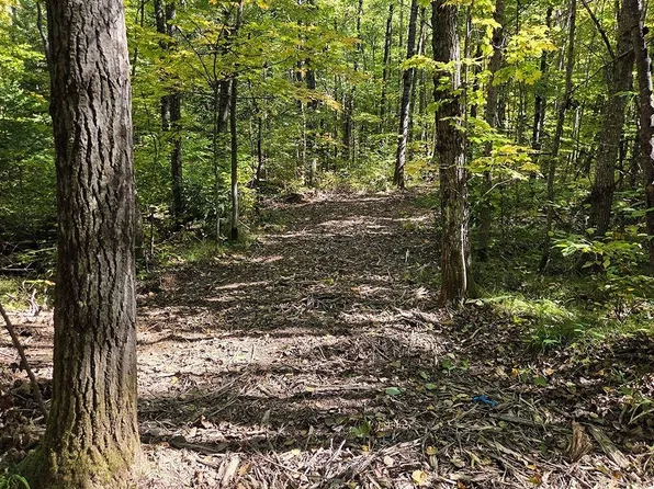 9 National Ln, Crandon, WI 54520