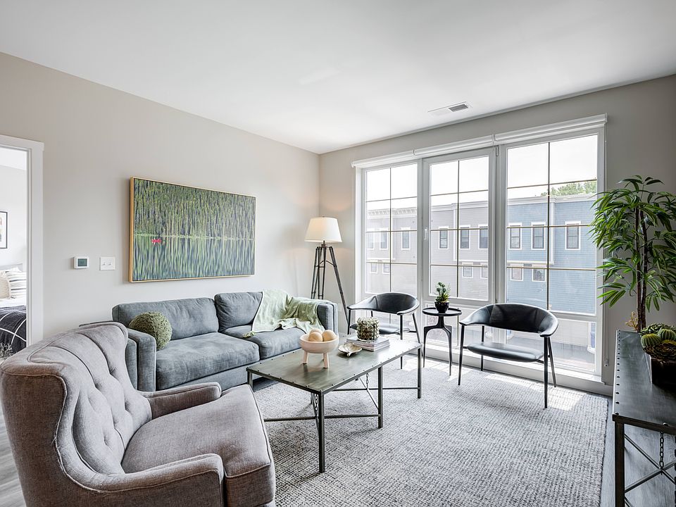 2 Bedroom Apartment Home