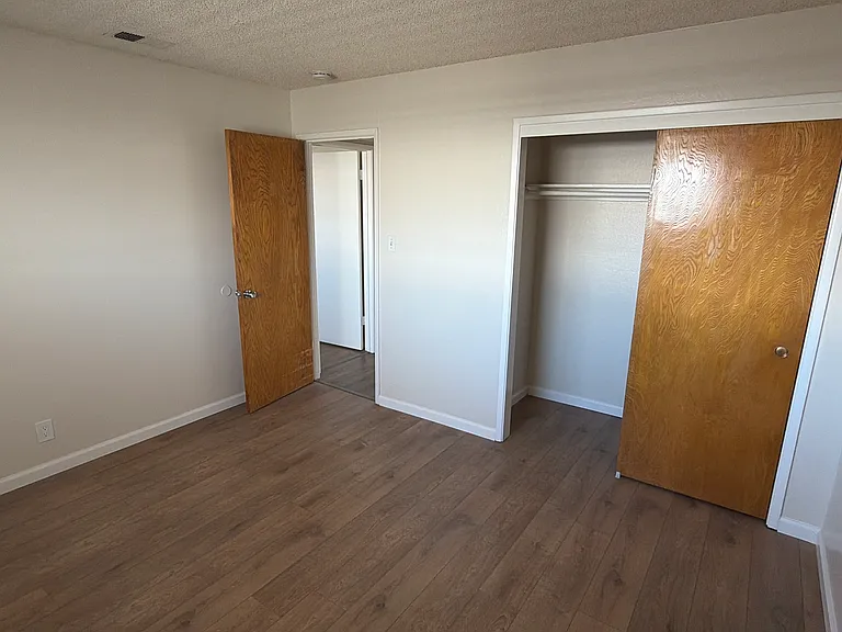 3509 Fairview Dr #1 — Photo 8