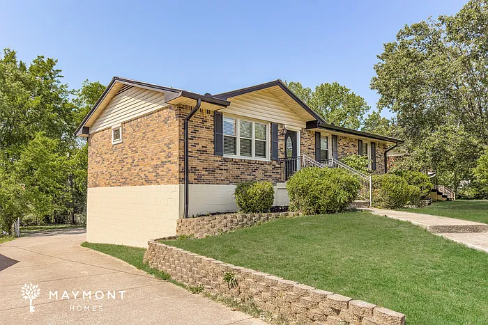 Building Photo - 127 Evergreen Cir