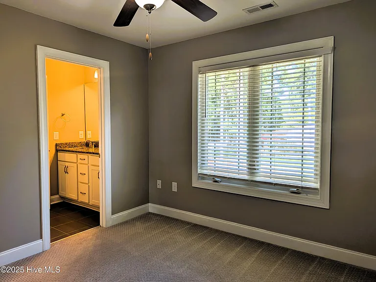 673 S Ashe St — Photo 25