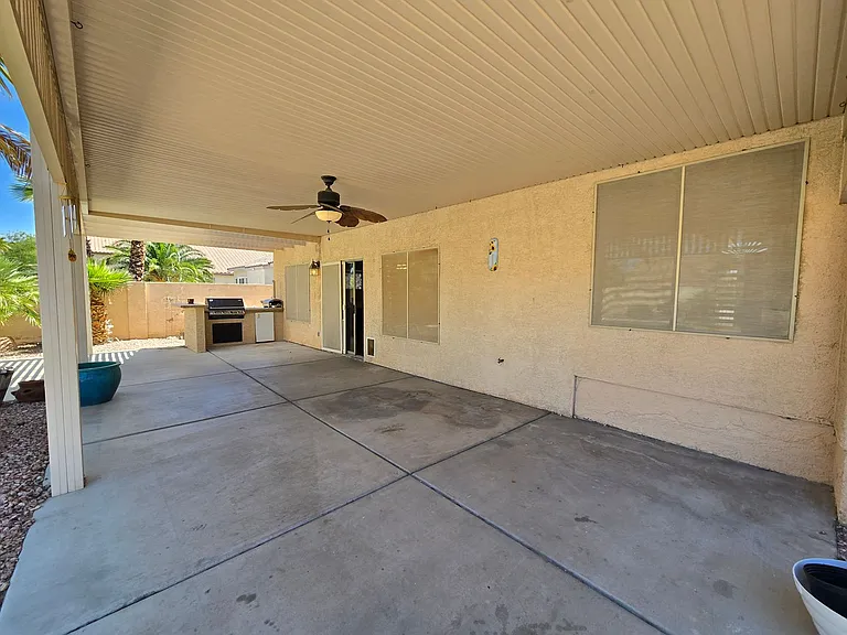 8244 W Gilmore Ave — Photo 47