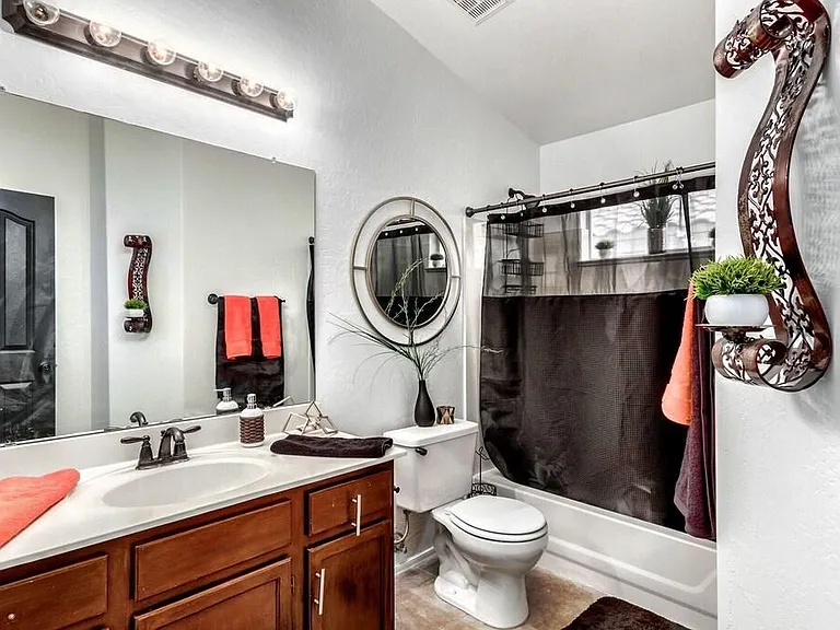 709 E Glenhaven Dr — Photo 23