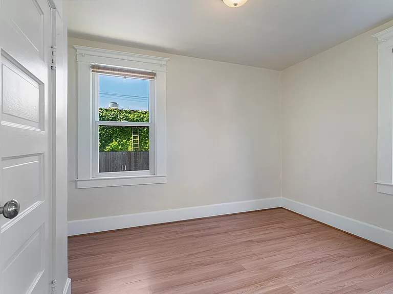 3533 NE Grand Ave #1 — Photo 17
