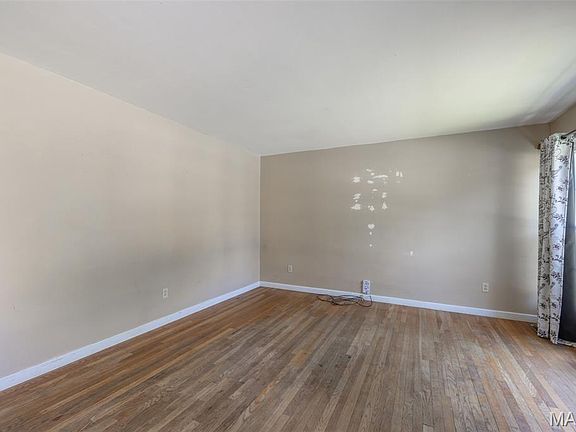 5th image of 2117 Bolton St