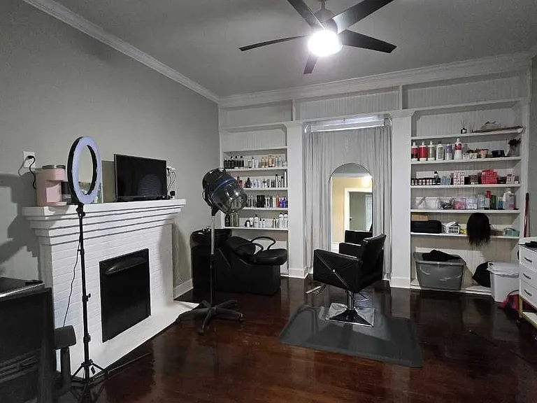 402 Meriwether St — Photo 8
