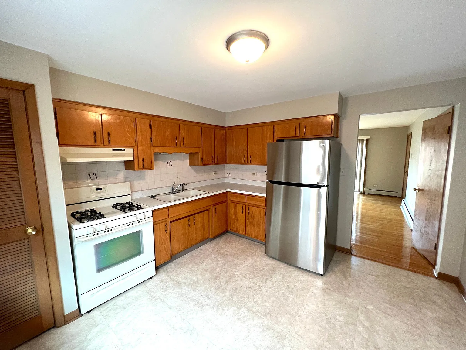 6245 N Northwest Hwy — Photo 1
