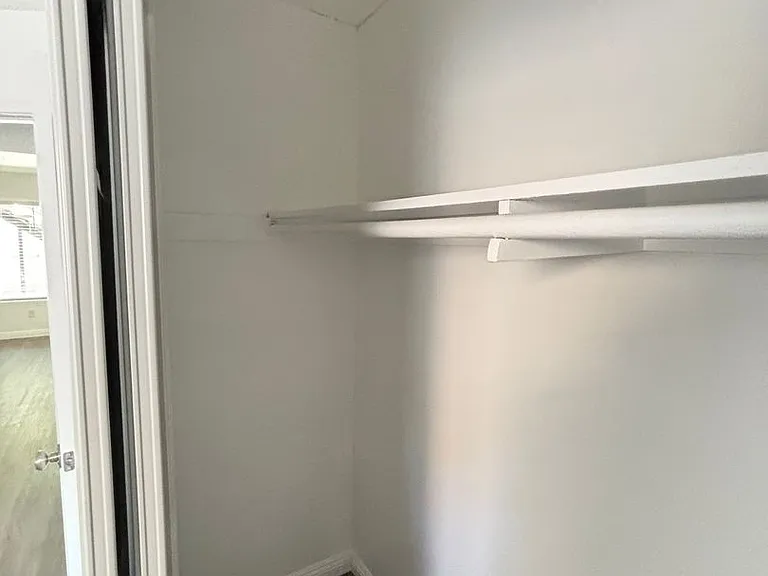 1024 Cedar Ave — Photo 15