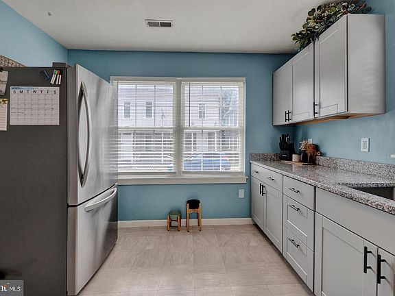 3rd image of 205 N Cannon Ave