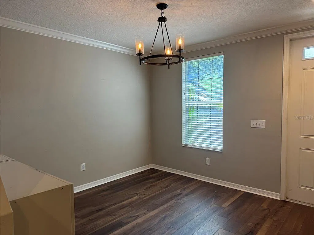 3 bed, 2.5 bath, 1470 sqft, $2,850 — Photo 4