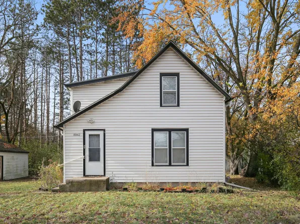 8942 Syndicate Ave, Lexington, MN 55014