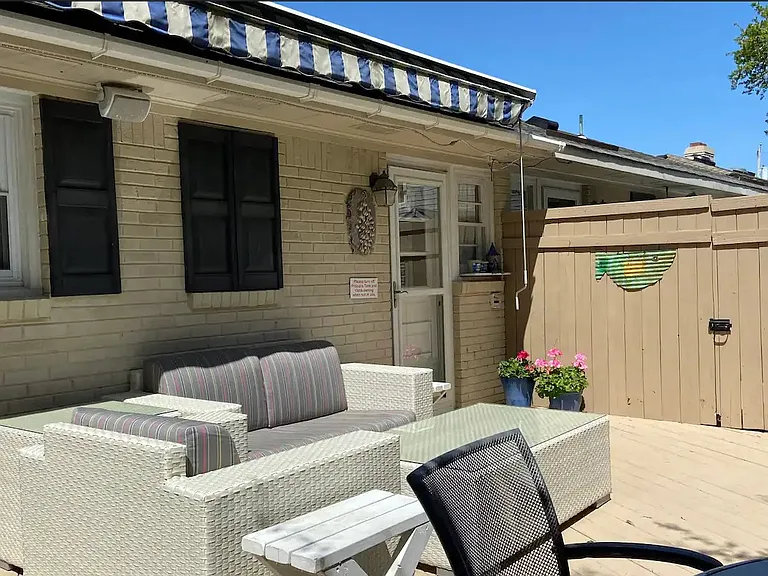 7707 Atlantic Ave #A — Photo 15