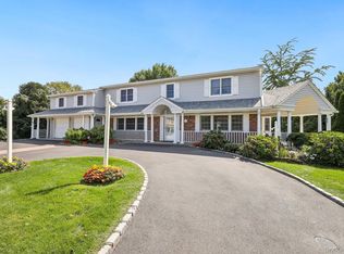 58 Sherwood Dr, Huntington, NY 11743