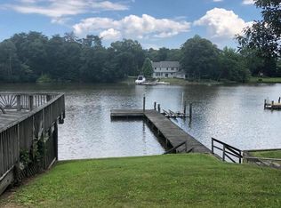 1880 Cedar Rd, Pasadena, MD 21122