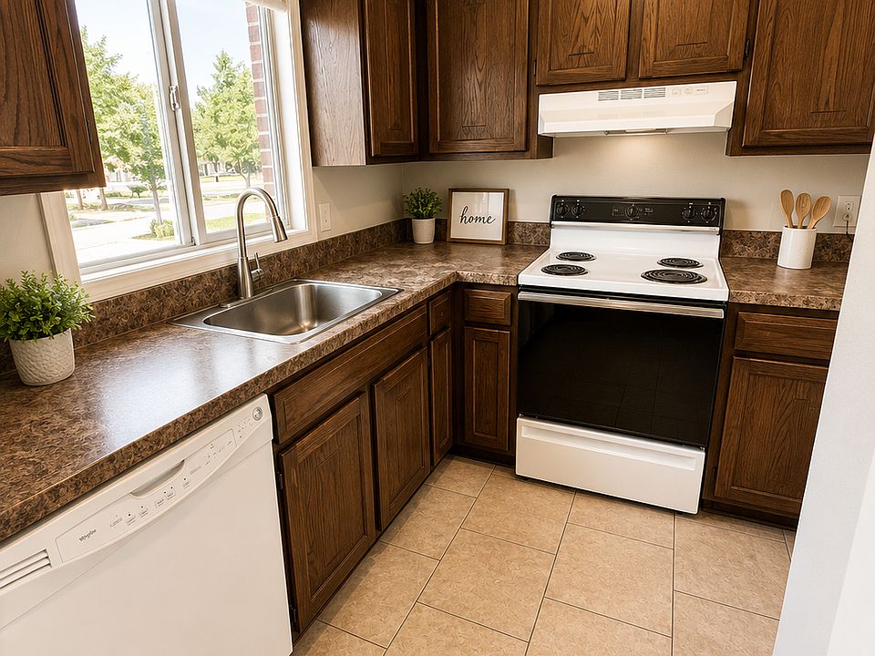 1st image of 4483 S 27th St #G01