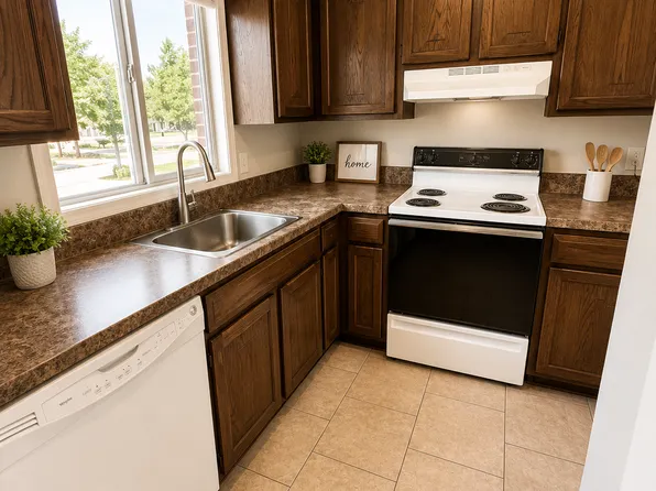 4483 S 27th St #G01, Lincoln, NE 68512