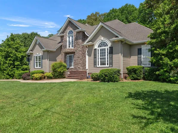 496 Megan Ln, Glasgow, KY 42141