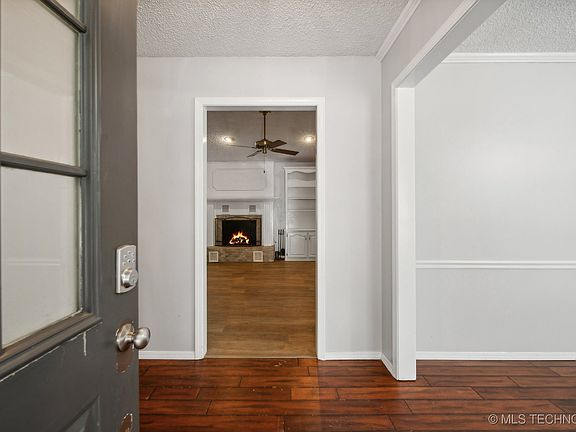4th image of 1304 N Miller Dr
