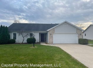 8415 Burnt Ember Pl, Fort Wayne, IN 46804