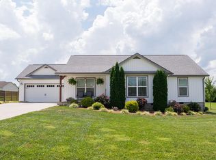 145 Glory Ln, Cookeville, TN 38506