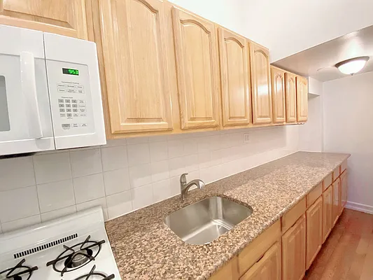 Rented by Berkshire Hathaway HomeServices New York Properties | media 22