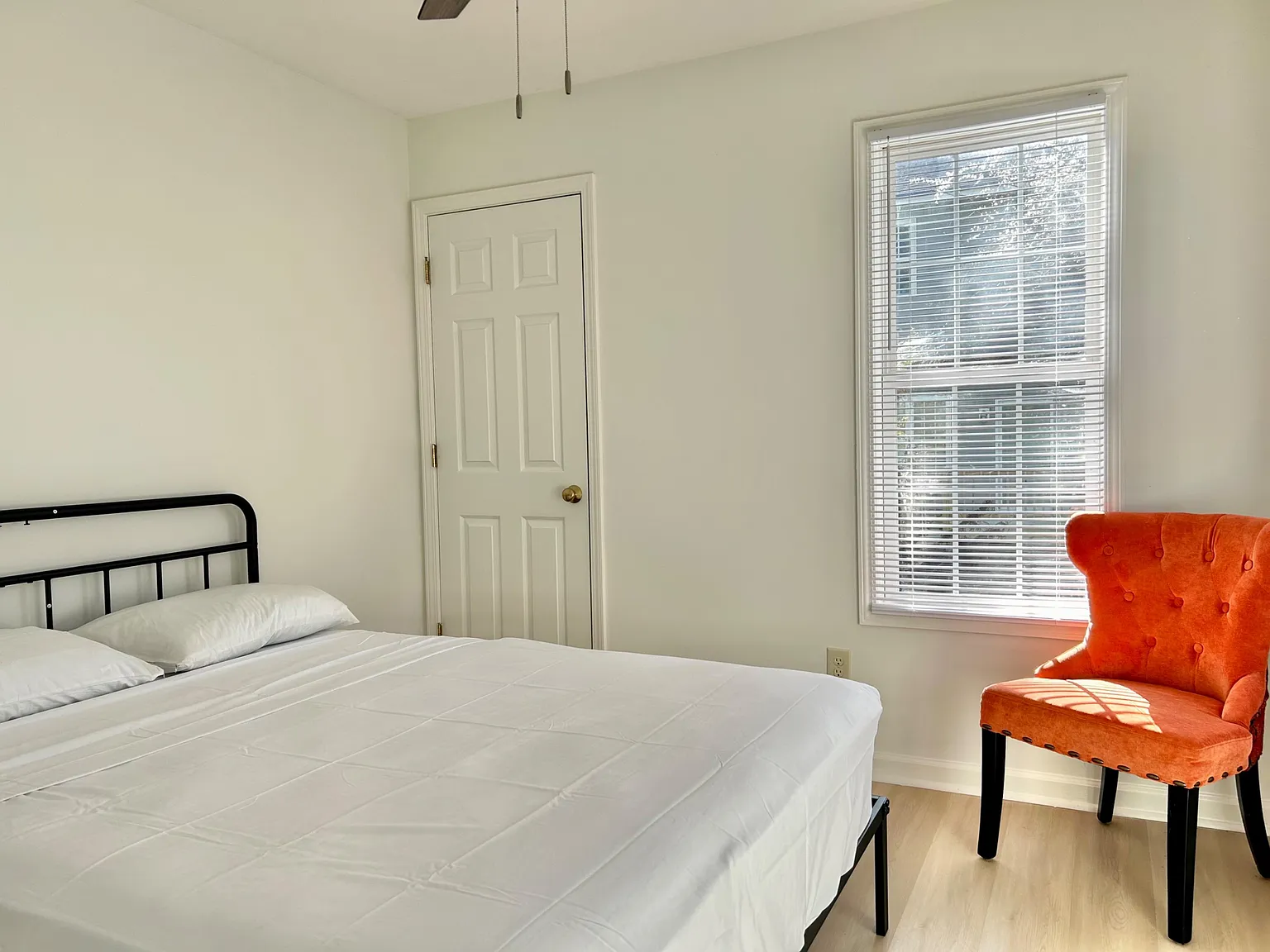 4 bed, 2.5 bath, 1225 sqft, $1,027 — Photo 1