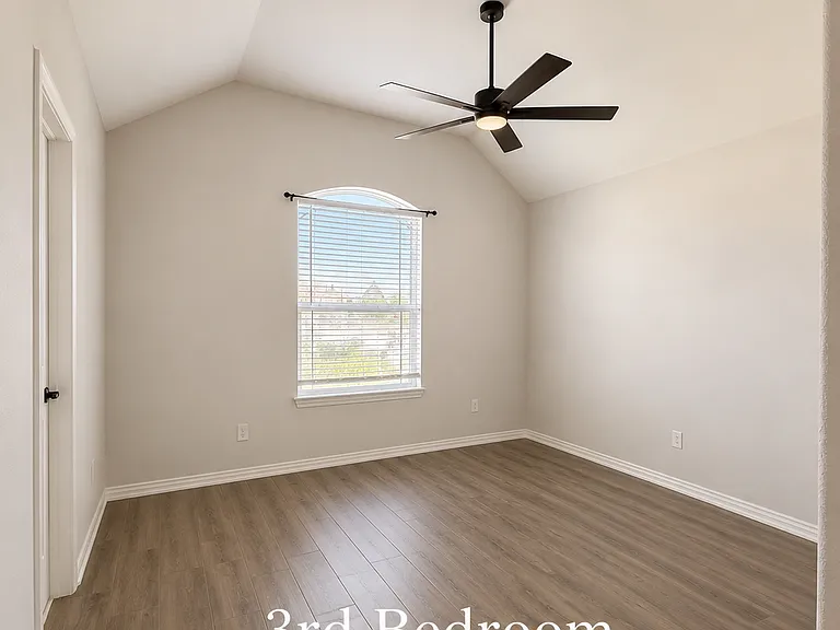 808 Copper St — Photo 6