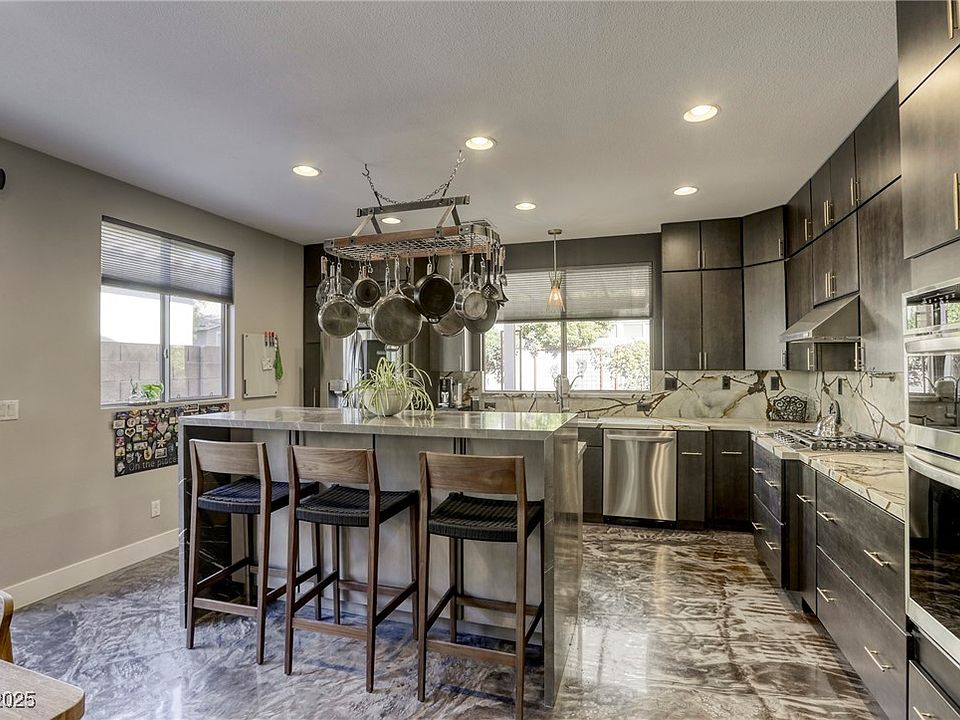 1st image of 4412 Desert Park Ave