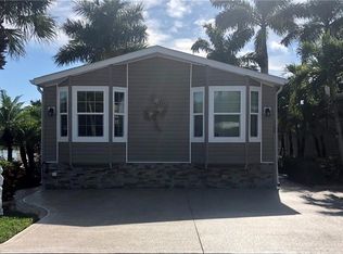 1189 Diamond Lake Cir, Naples, FL 34114