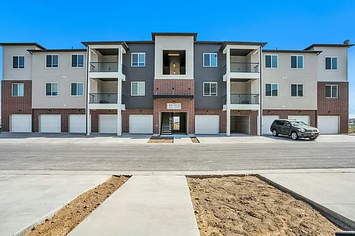 3325 W 1830 N Photo 1
