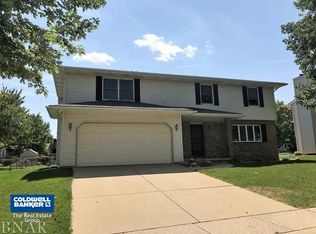 5 Aberdeen Way, Bloomington, IL