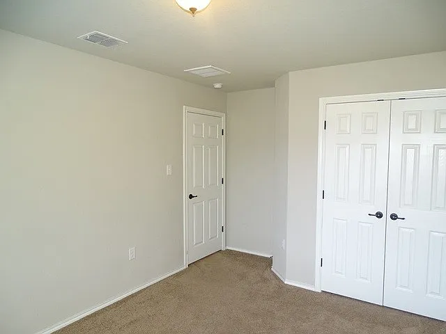 5826 Grandwood Dr — Photo 21