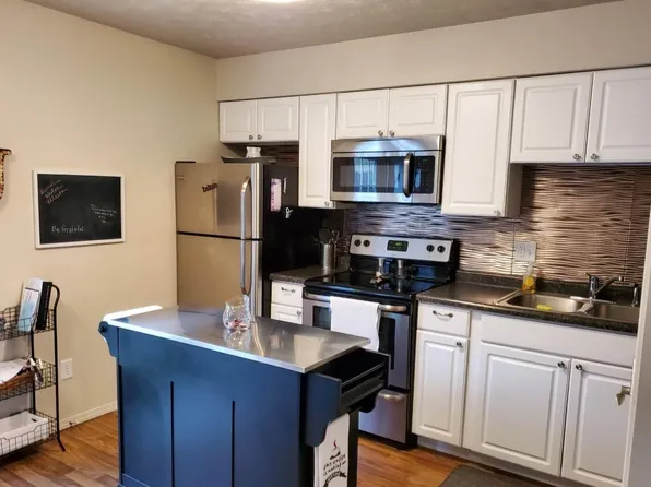 1905 Thurston Ave APT 7, Bellevue, NE 68005