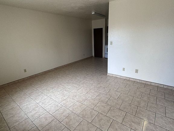 2nd image of 2802 E Idaho Ave #2