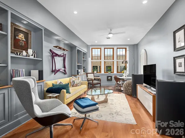 60 Haywood St APT 3A, Asheville, NC 28801
