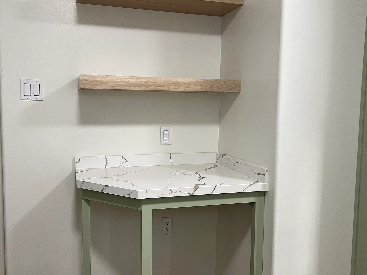 2 bed, 950 sqft, $4,000 — Photo 4