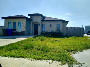 5702 Saint Joan Of Arc Loop, Laredo, TX 78046