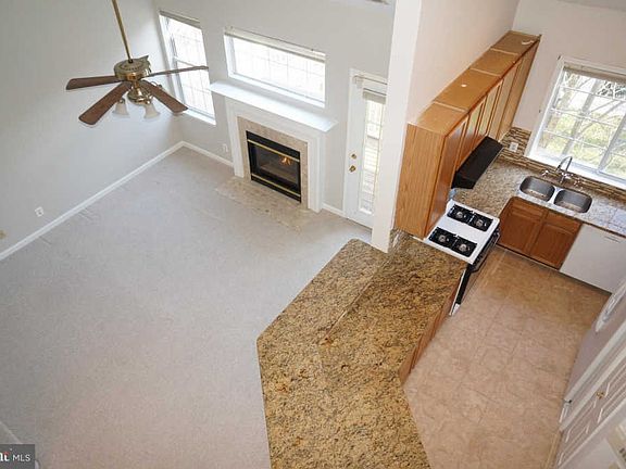5th image of 12461 Hayes Ct Unit 302