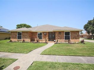 7401 Seven Oaks Rd, New Orleans, LA 70128