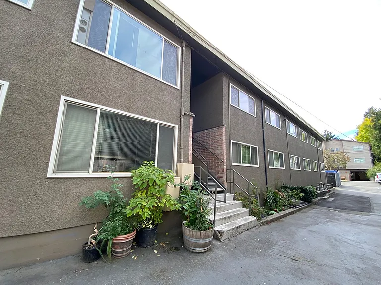 Welcome to Parkwood Apartments! — Photo 25